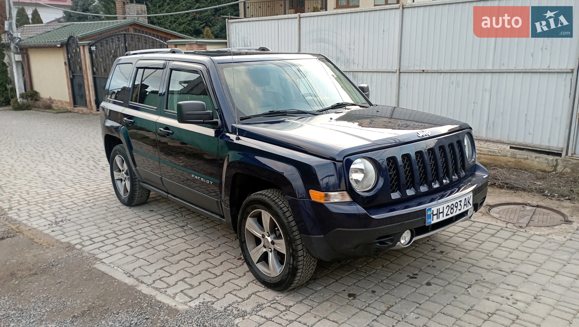 2016 Jeep Liberty (Patriot) - мініатюра 2