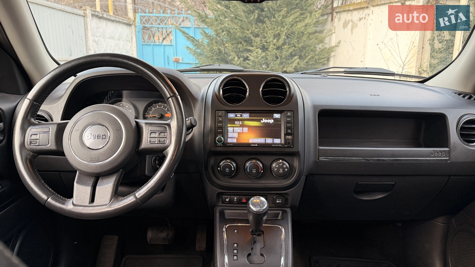 2016 Jeep Liberty (Patriot) - мініатюра 12
