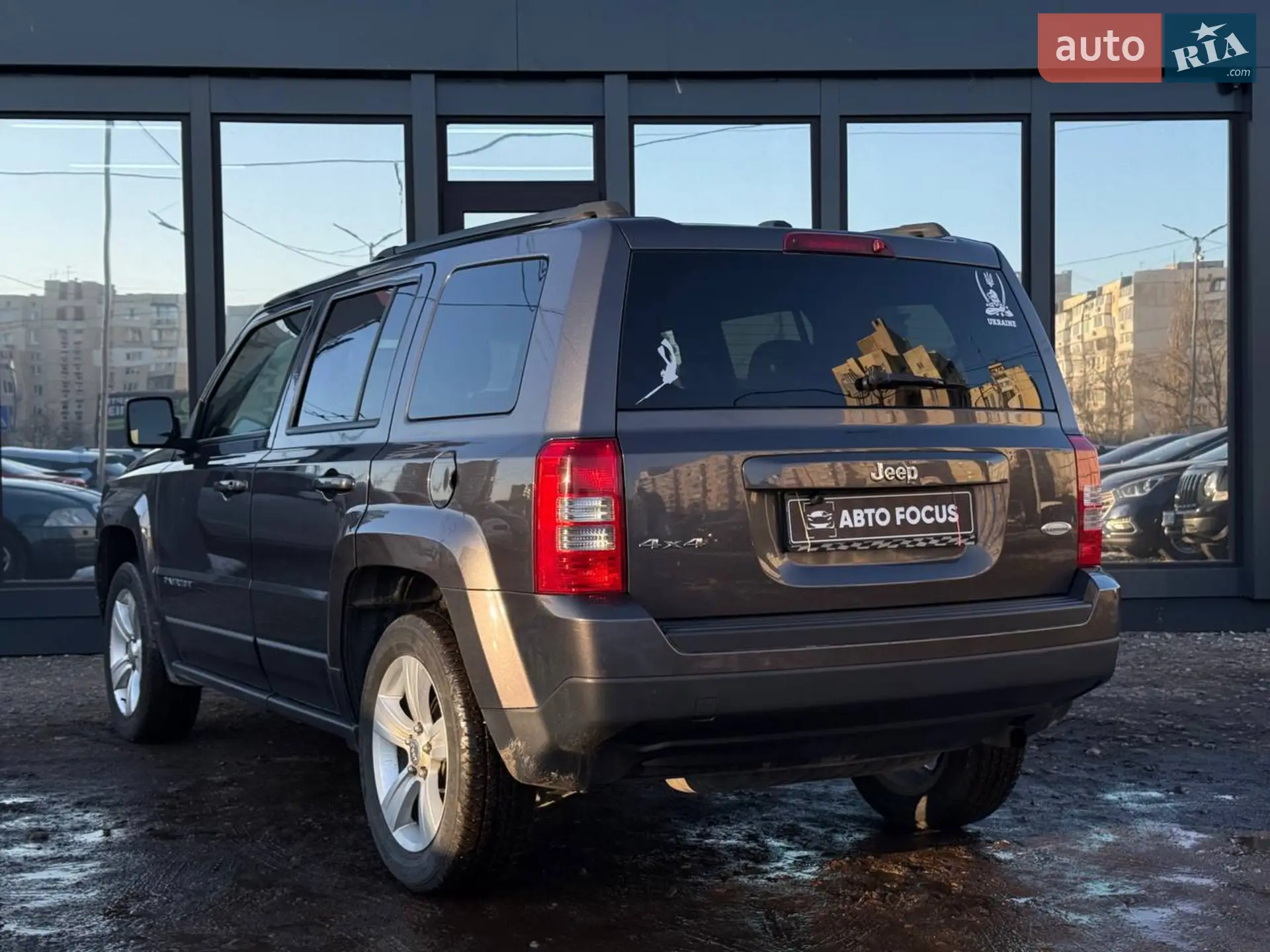 2015 Jeep Liberty (Patriot) - мініатюра 5