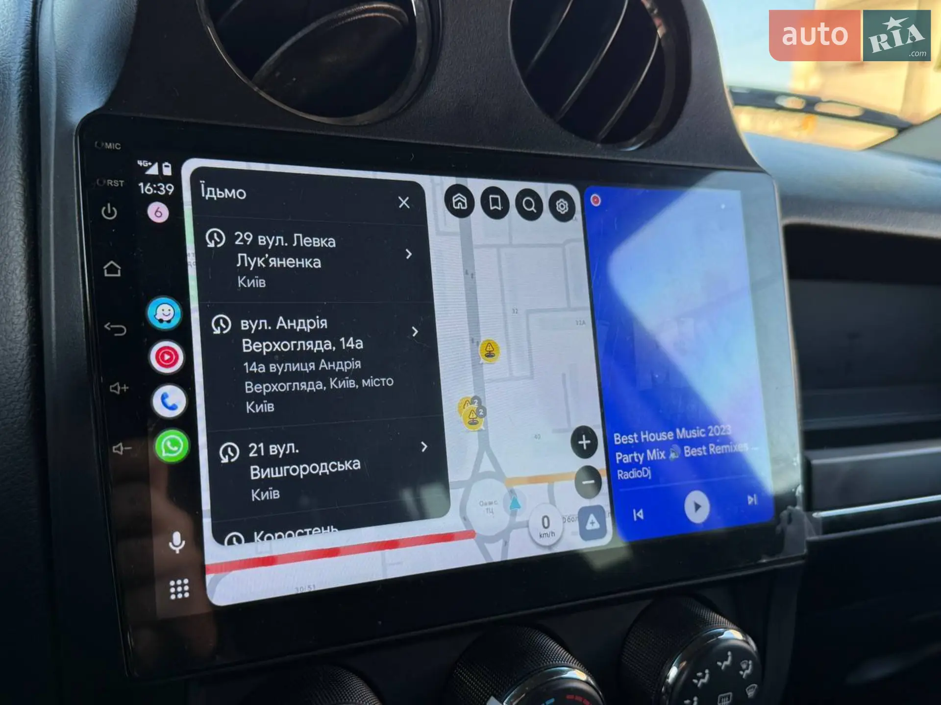 2015 Jeep Liberty (Patriot) - мініатюра 20