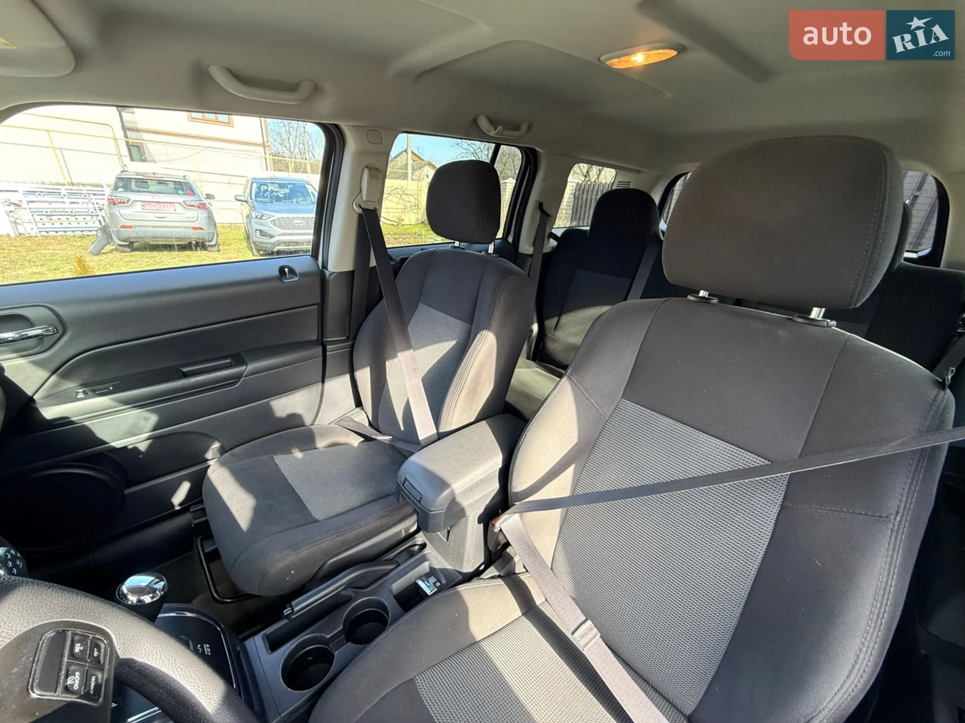 2016 Jeep Liberty (Patriot) - мініатюра 15