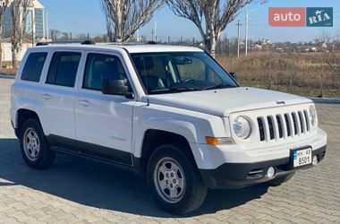 Внедорожник / Кроссовер Jeep Patriot 2015 в Измаиле
