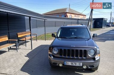 Внедорожник / Кроссовер Jeep Patriot 2016 в Миргороде
