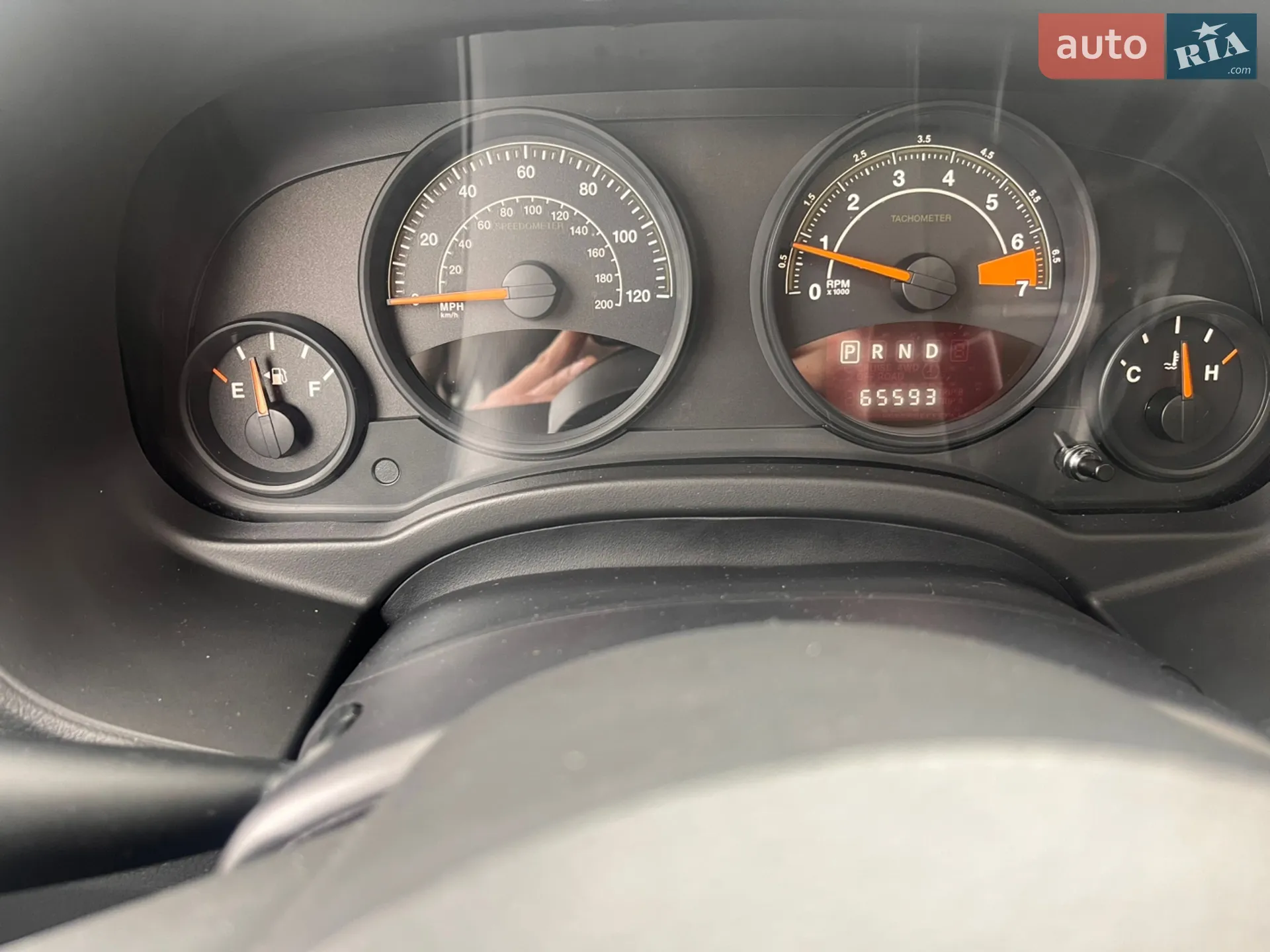 2015 Jeep Liberty (Patriot) - мініатюра 15