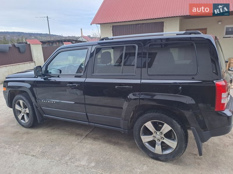 Внедорожник / Кроссовер Jeep Patriot 2016 в Добромиле