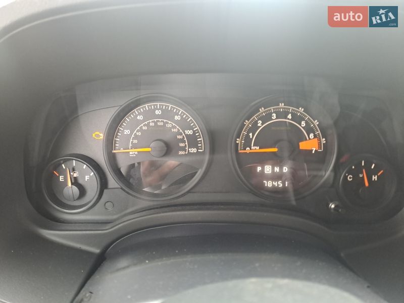 Внедорожник / Кроссовер Jeep Patriot 2016 в Добромиле