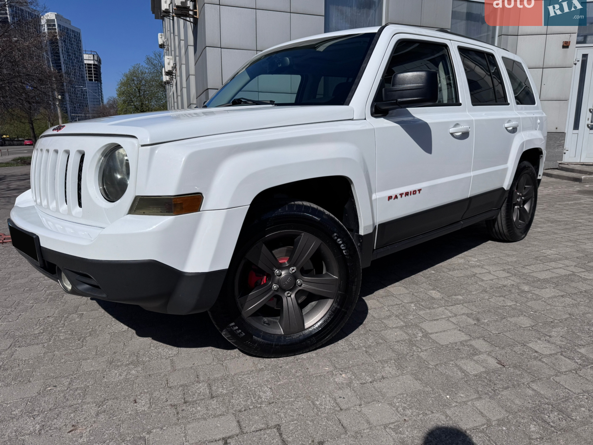 2016 Jeep Liberty (Patriot) - мініатюра 2