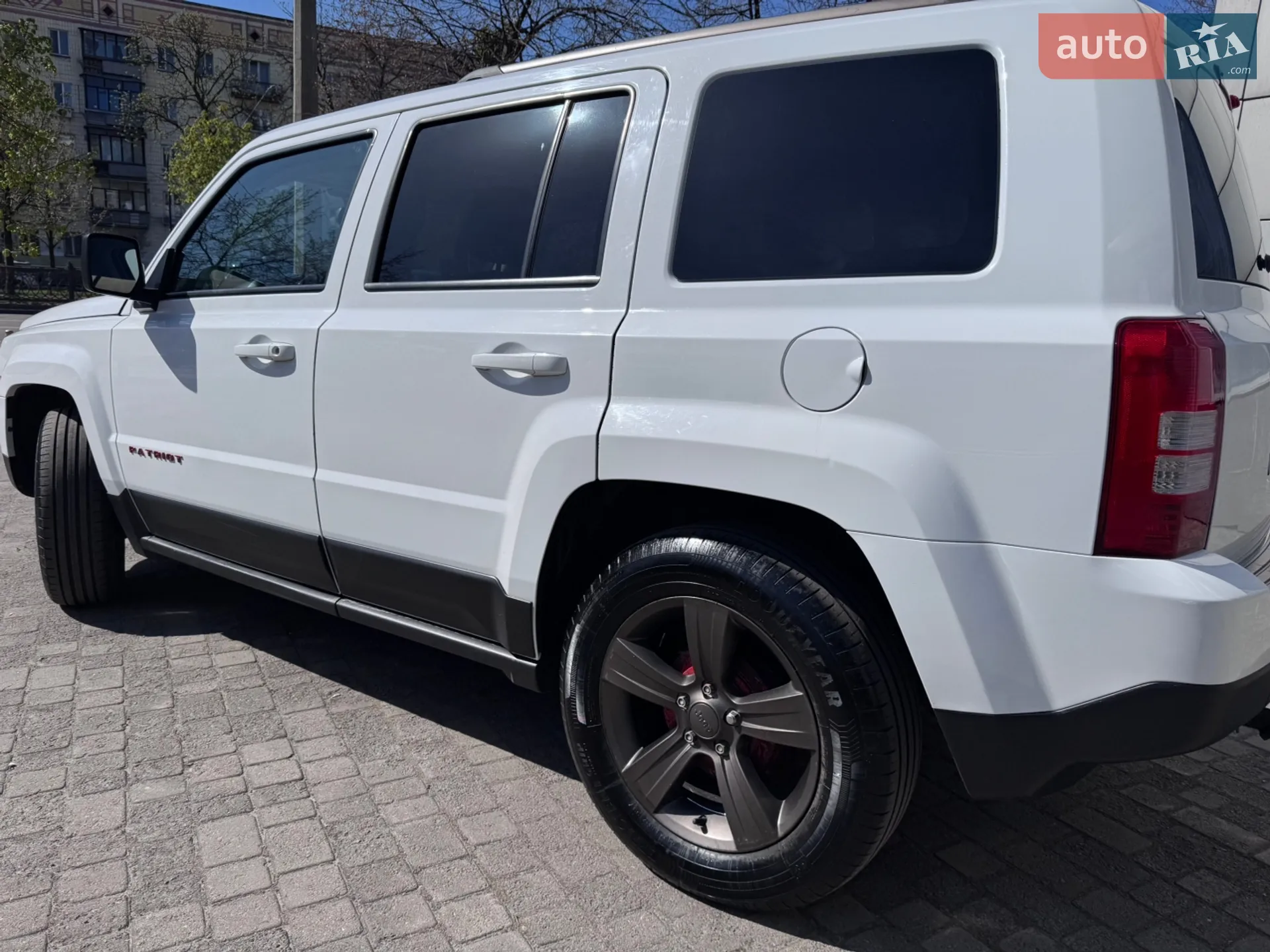 2016 Jeep Liberty (Patriot) - мініатюра 3
