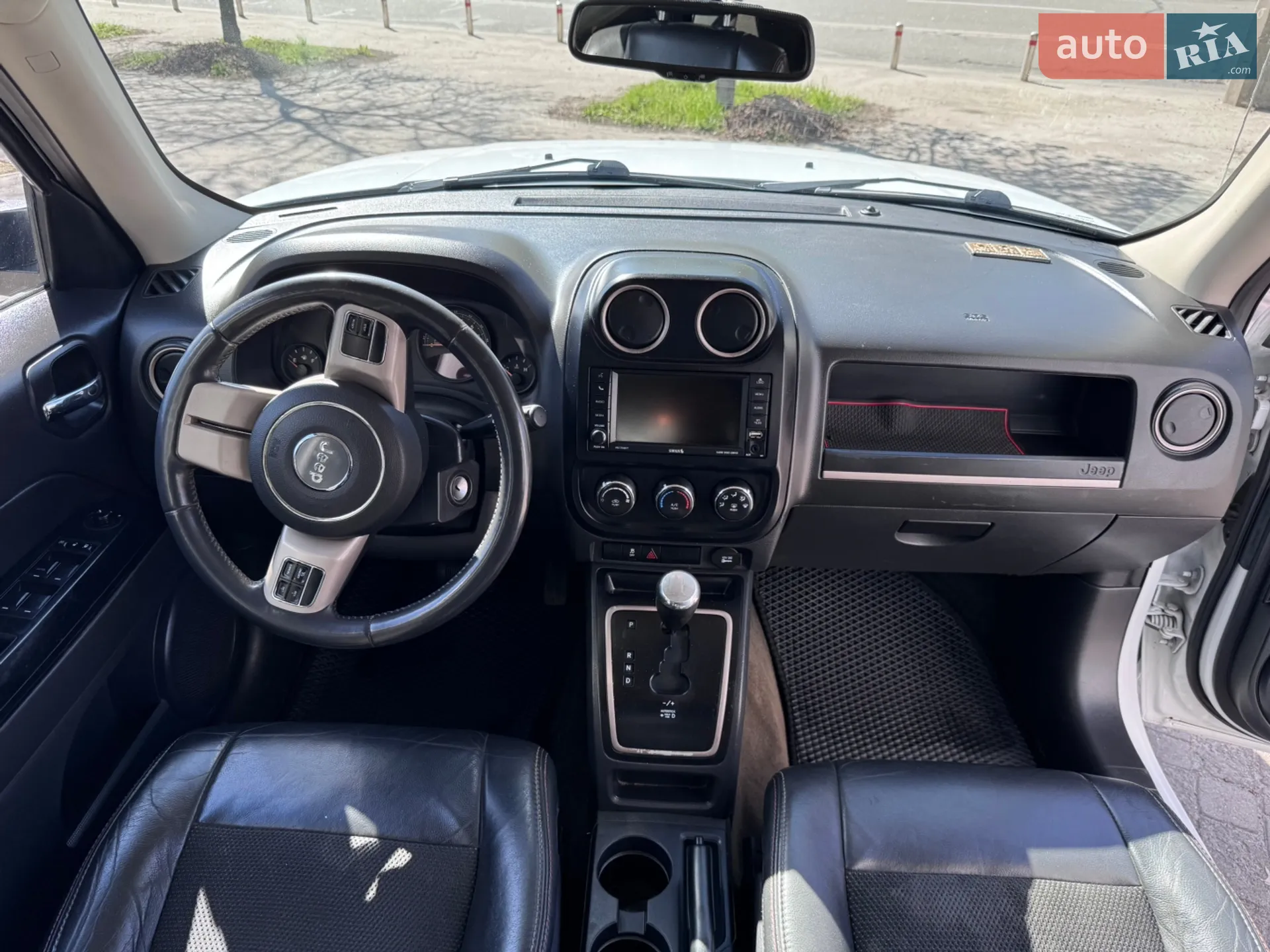 2016 Jeep Liberty (Patriot) - мініатюра 15