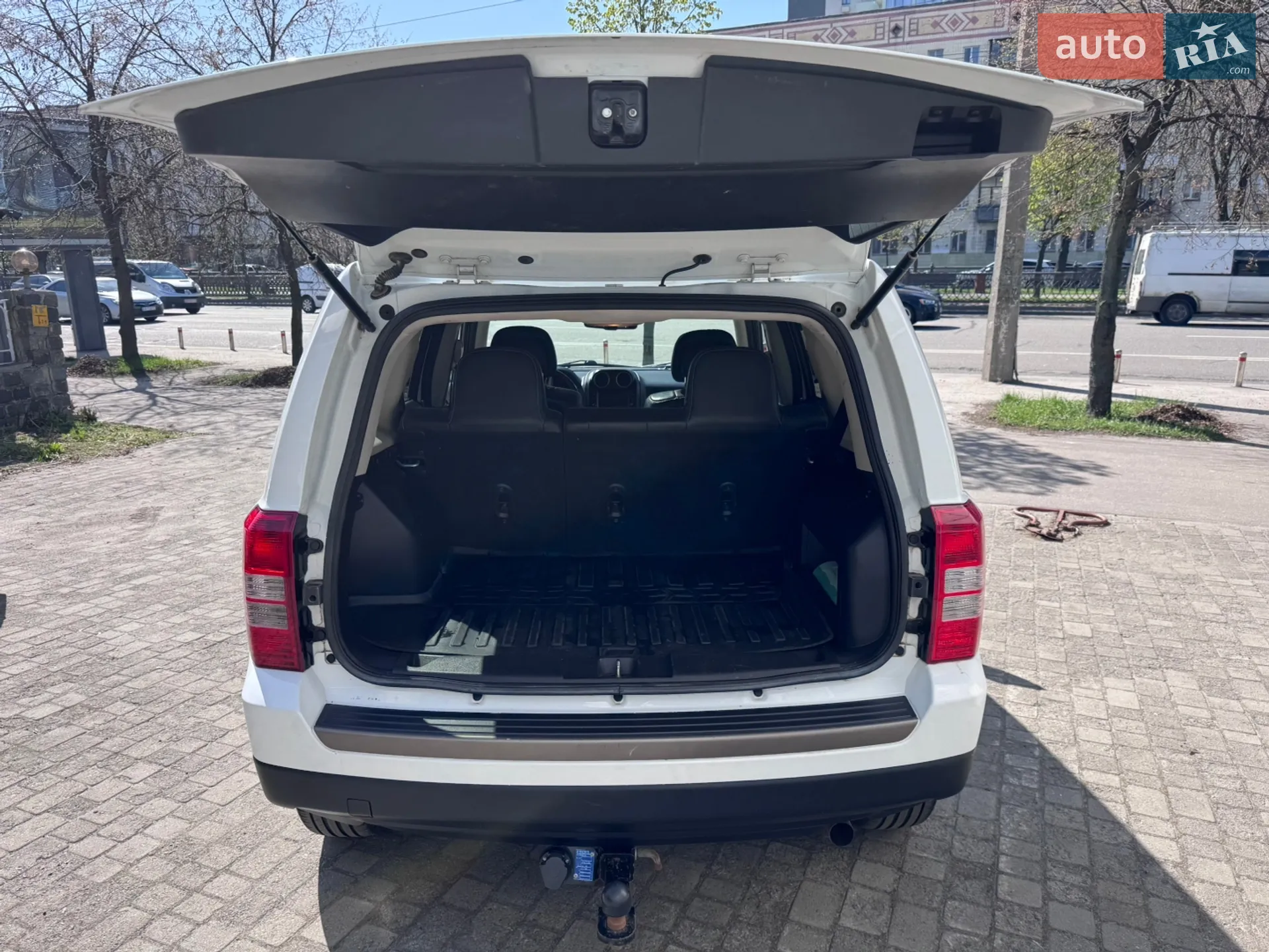 2016 Jeep Liberty (Patriot) - мініатюра 9