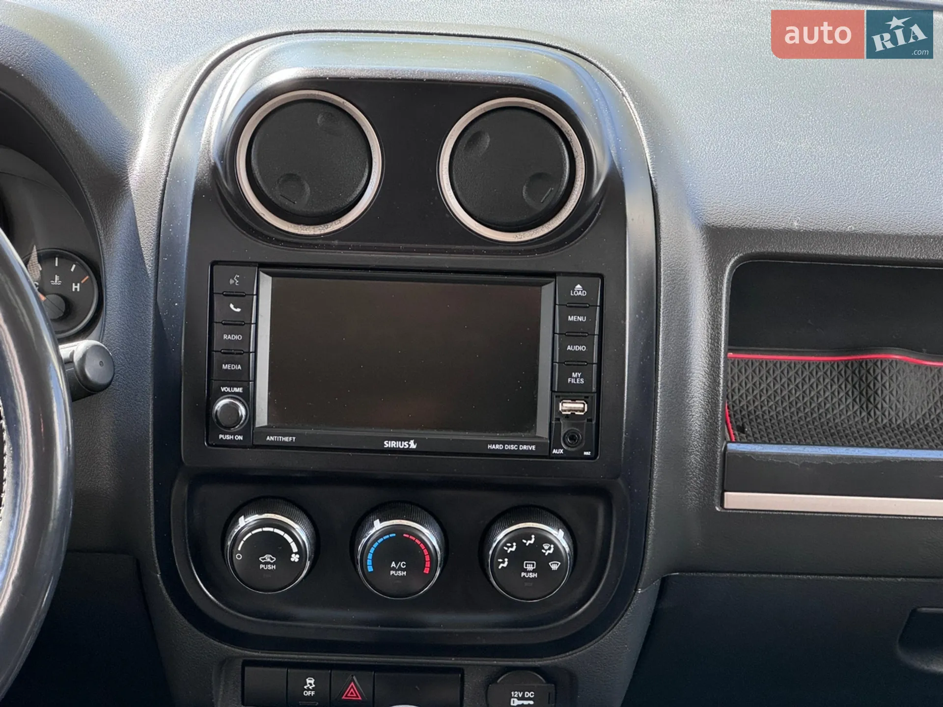 2016 Jeep Liberty (Patriot) - мініатюра 19