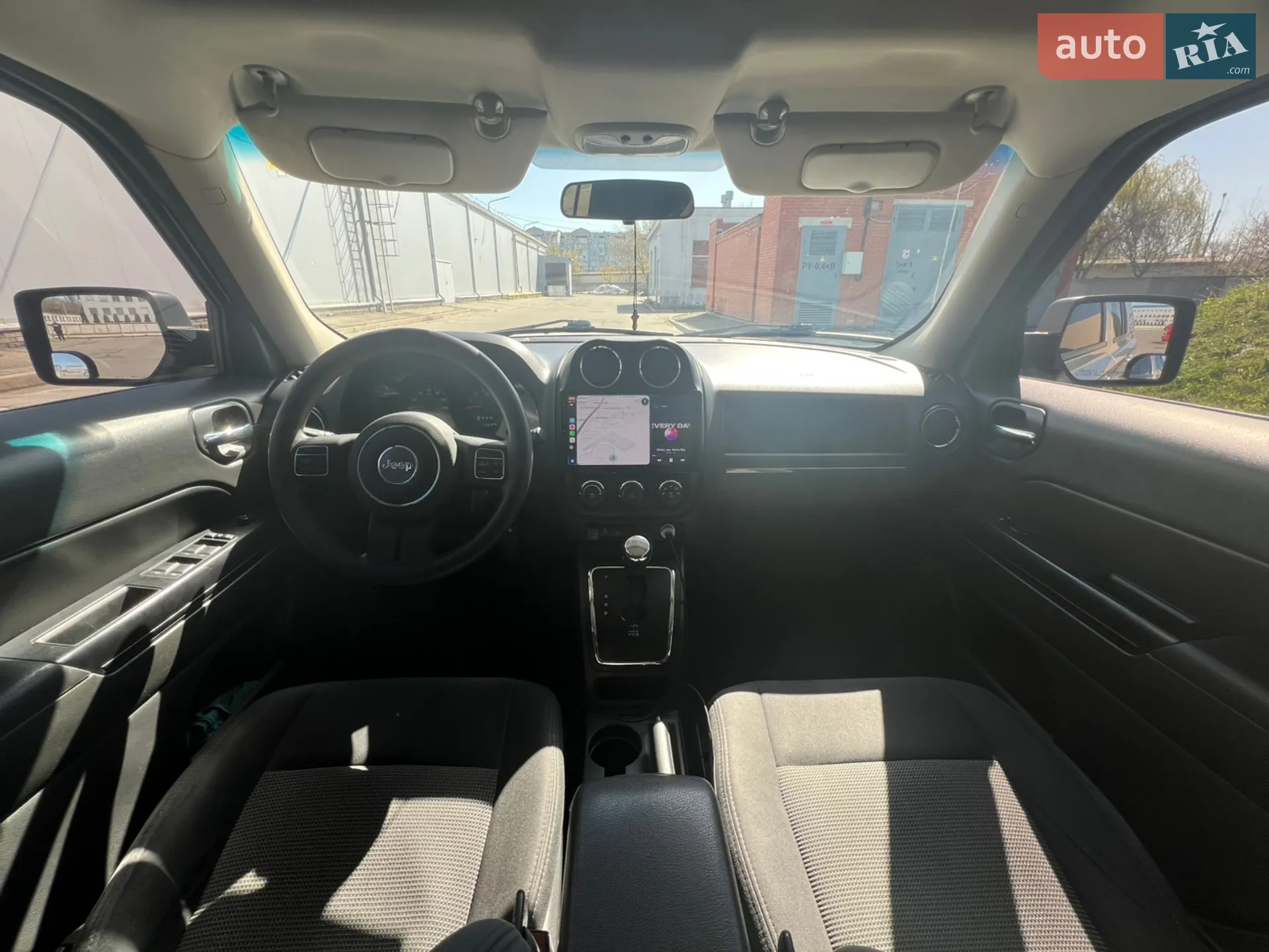 2011 Jeep Liberty (Patriot) - мініатюра 7