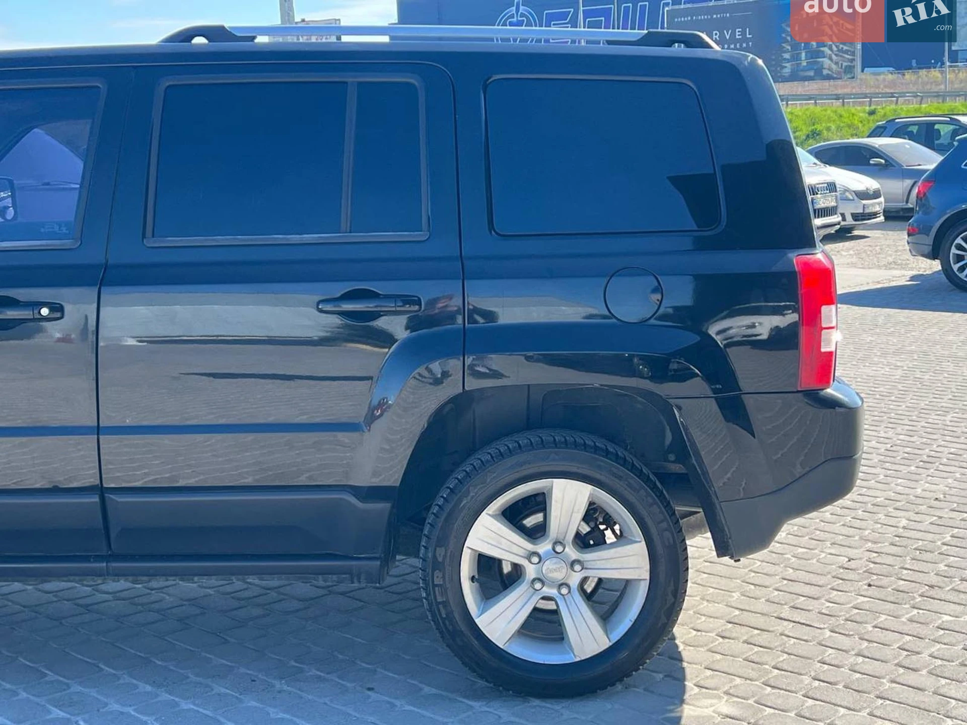 2013 Jeep Liberty (Patriot) - мініатюра 6