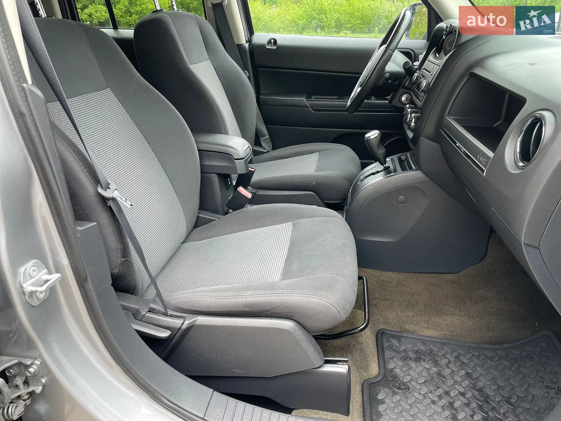 2016 Jeep Liberty (Patriot) - мініатюра 35