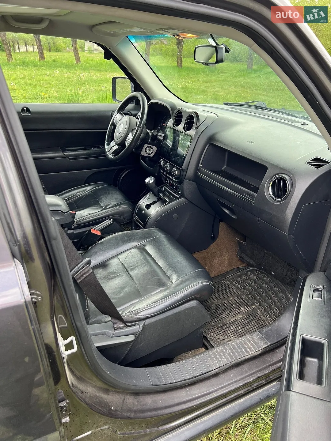 2016 Jeep Liberty (Patriot) - мініатюра 14