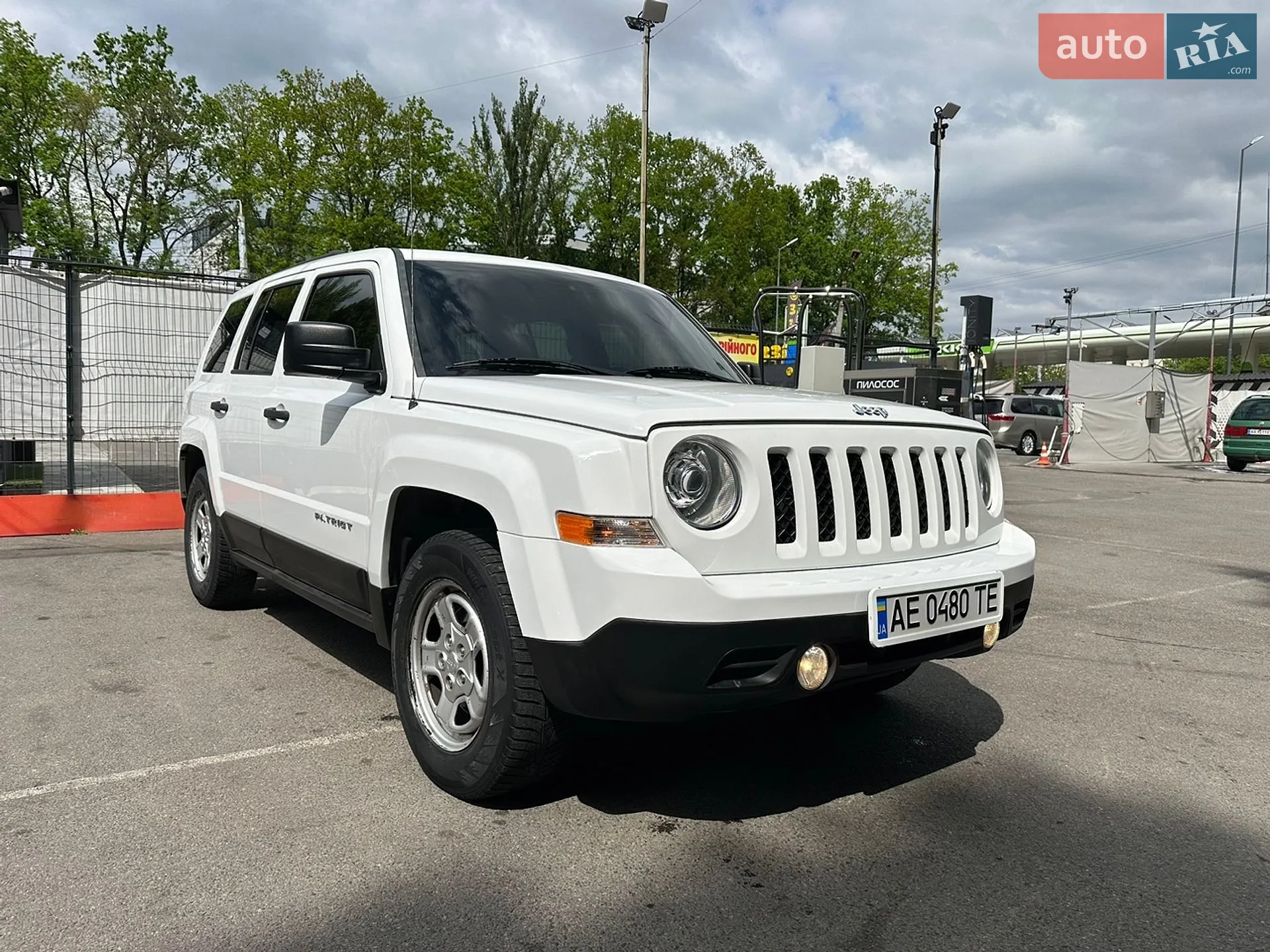 2013 Jeep Liberty (Patriot) - фото 1