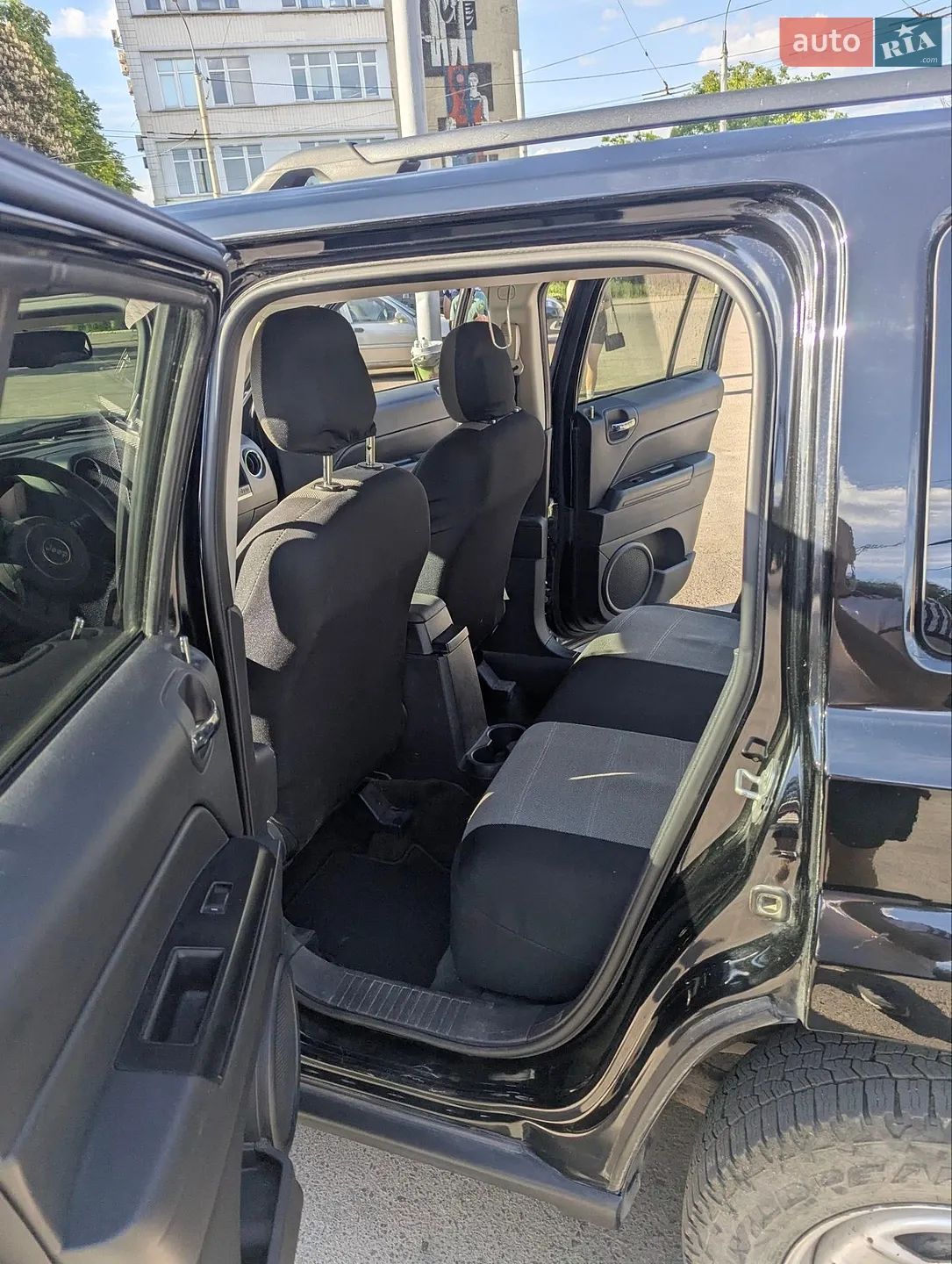 2015 Jeep Liberty (Patriot) - мініатюра 6