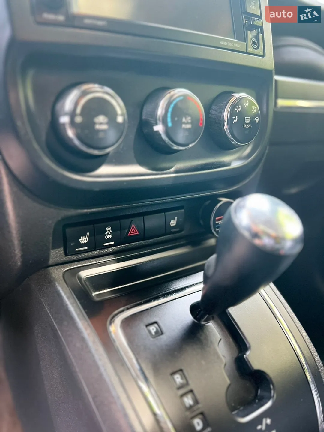 2014 Jeep Liberty (Patriot) - мініатюра 15