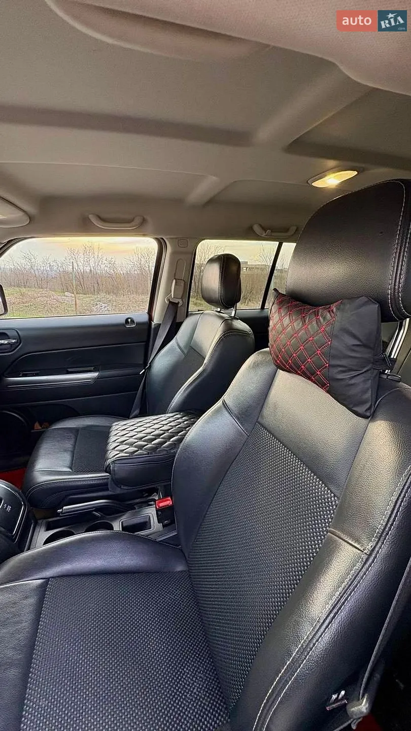 2016 Jeep Liberty (Patriot) - мініатюра 20