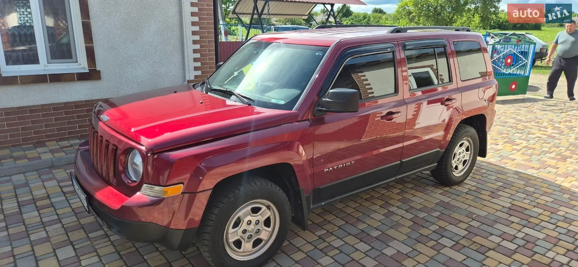 2015 Jeep Liberty (Patriot) - мініатюра 12