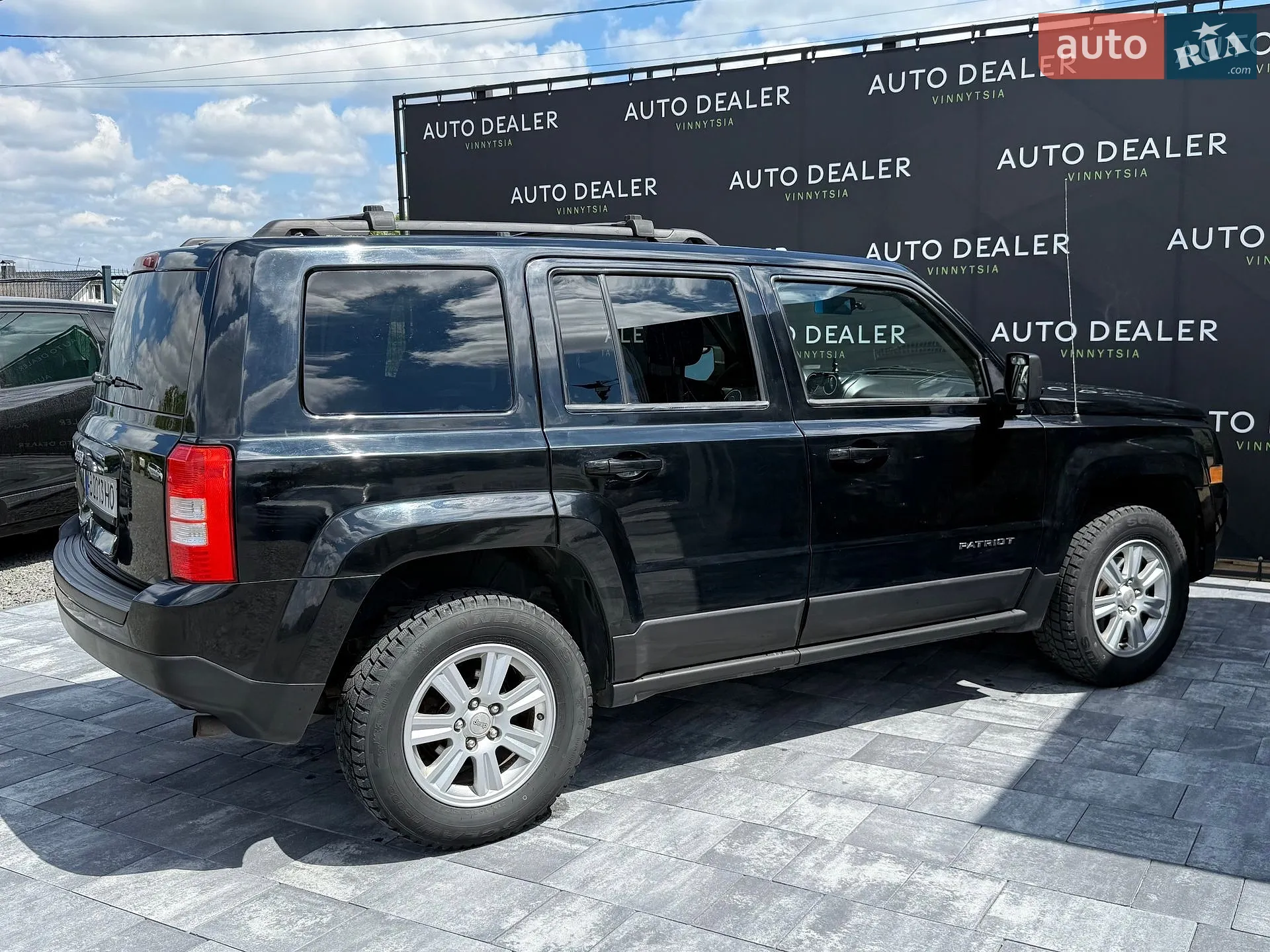 2014 Jeep Liberty (Patriot) - мініатюра 12