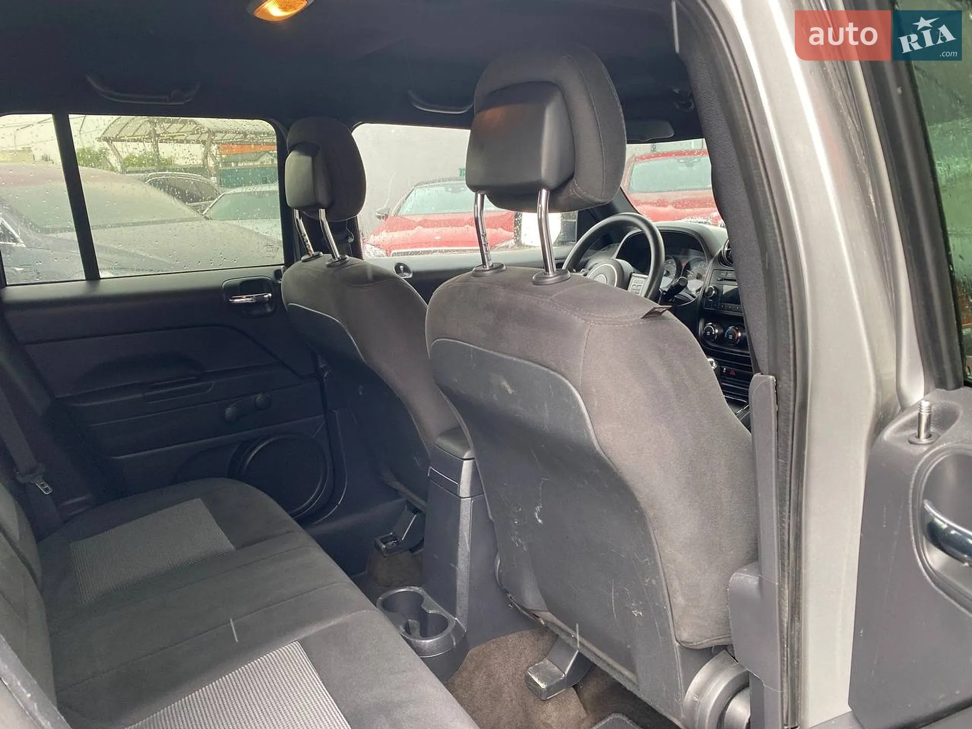 2015 Jeep Liberty (Patriot) - мініатюра 19