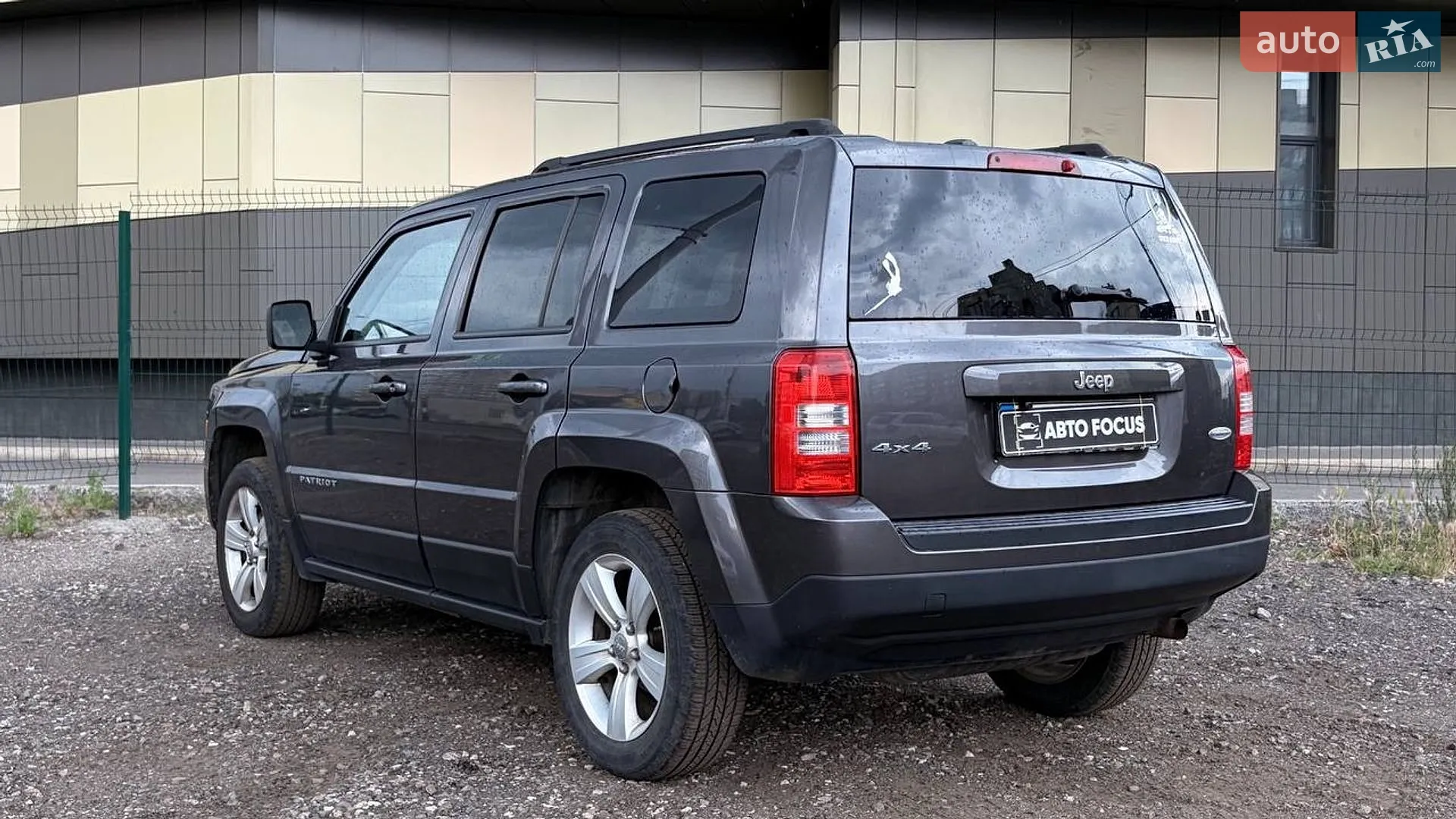 2015 Jeep Liberty (Patriot) - мініатюра 5