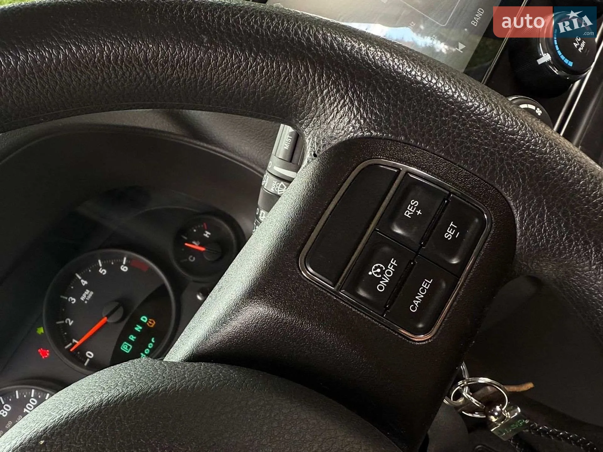 2012 Jeep Liberty (Patriot) - мініатюра 14