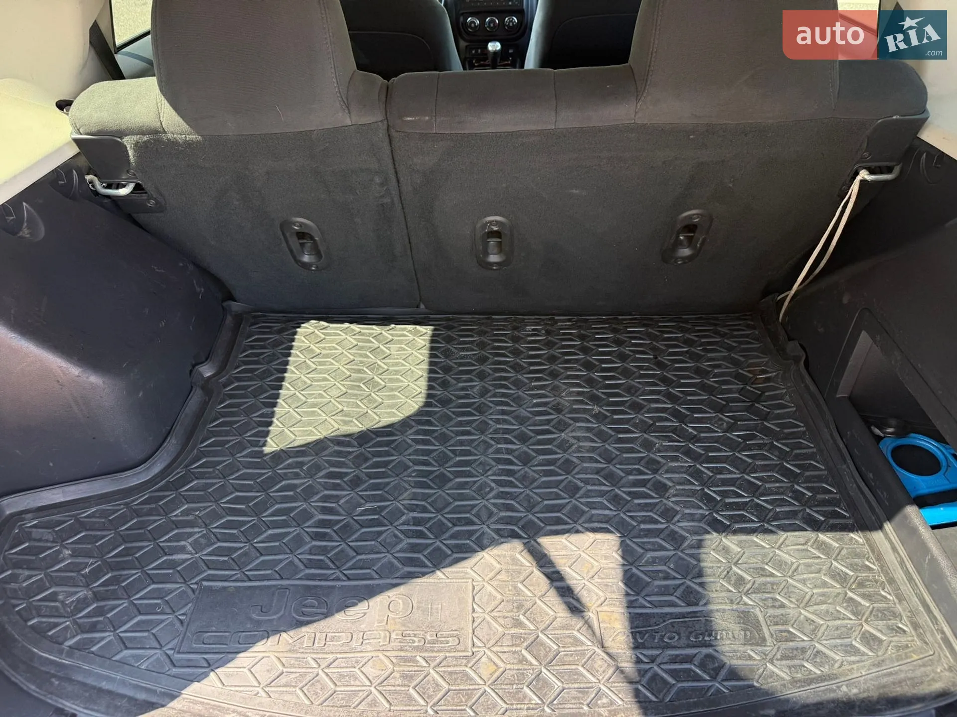 2015 Jeep Liberty (Patriot) - мініатюра 12