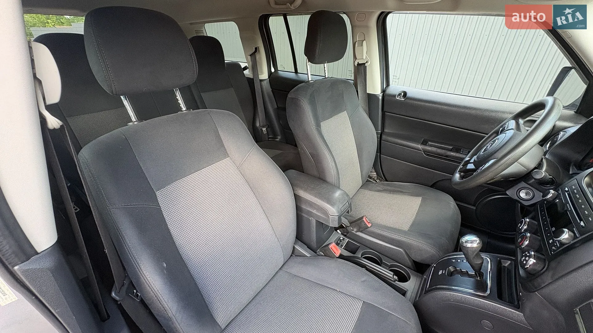 2011 Jeep Liberty (Patriot) - мініатюра 9