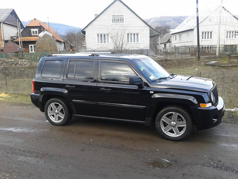 Внедорожник / Кроссовер Jeep Patriot 2007 в Межгорье
