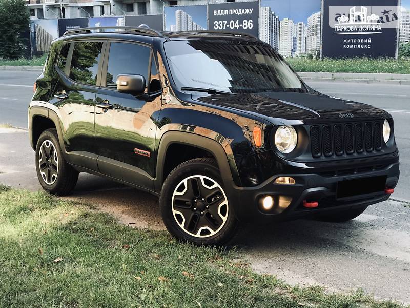 Внедорожник / Кроссовер Jeep Renegade 2017 в 