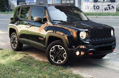 Внедорожник / Кроссовер Jeep Renegade 2017 в 