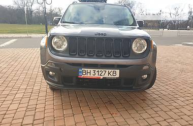 Позашляховик / Кросовер Jeep Renegade 2015 в 