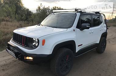 Внедорожник / Кроссовер Jeep Renegade 2016 в Киеве