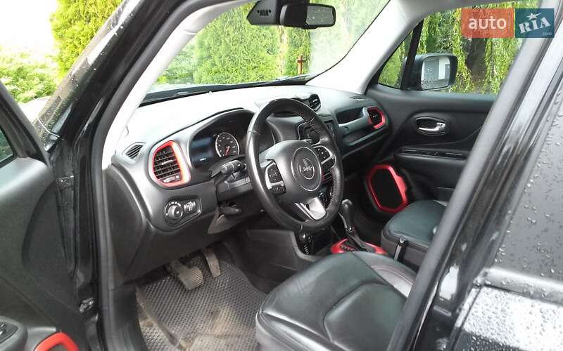 Позашляховик / Кросовер Jeep Renegade 2015 в Полтаві