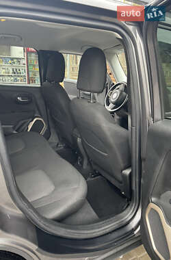 Внедорожник / Кроссовер Jeep Renegade 2017 в Черновцах