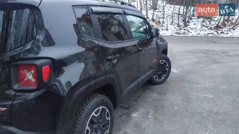 Позашляховик / Кросовер Jeep Renegade 2016 в Тернополі