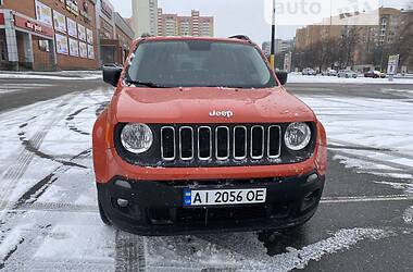 Внедорожник / Кроссовер Jeep Renegade 2015 в Киеве