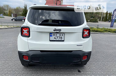 Внедорожник / Кроссовер Jeep Renegade 2016 в Хмельницком