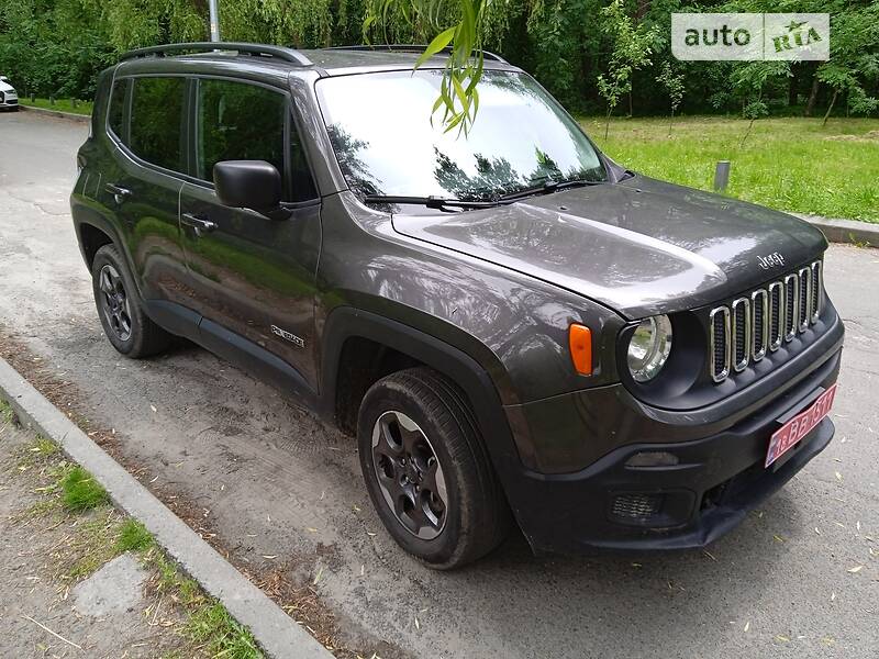 Внедорожник / Кроссовер Jeep Renegade 2017 в Киеве