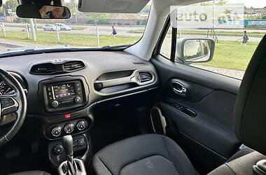 Позашляховик / Кросовер Jeep Renegade 2017 в Запоріжжі