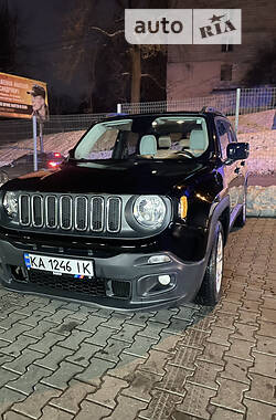 Позашляховик / Кросовер Jeep Renegade 2015 в Києві