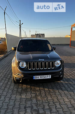 Позашляховик / Кросовер Jeep Renegade 2016 в Одесі