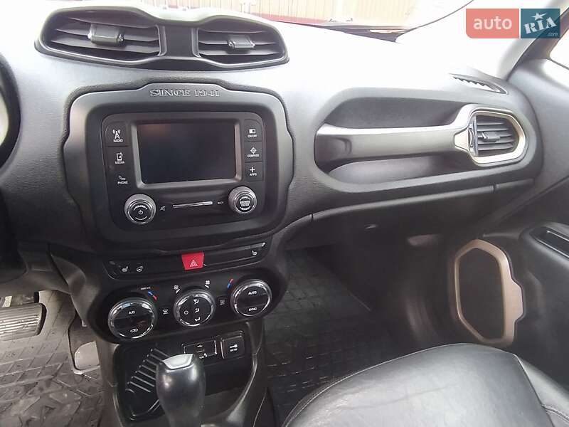 Внедорожник / Кроссовер Jeep Renegade 2016 в Тернополе
