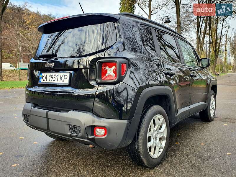 Позашляховик / Кросовер Jeep Renegade 2016 в Києві