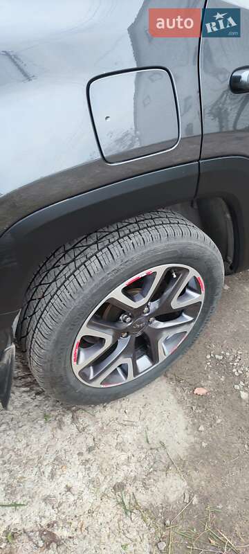 Позашляховик / Кросовер Jeep Renegade 2017 в Києві