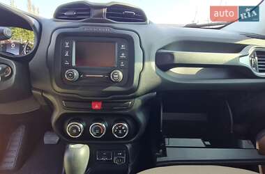 Внедорожник / Кроссовер Jeep Renegade 2015 в Харькове