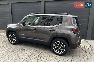 Внедорожник / Кроссовер Jeep Renegade 2017 в Черновцах