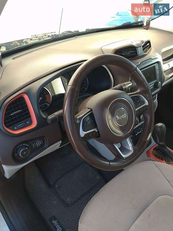 Внедорожник / Кроссовер Jeep Renegade 2015 в Борисполе